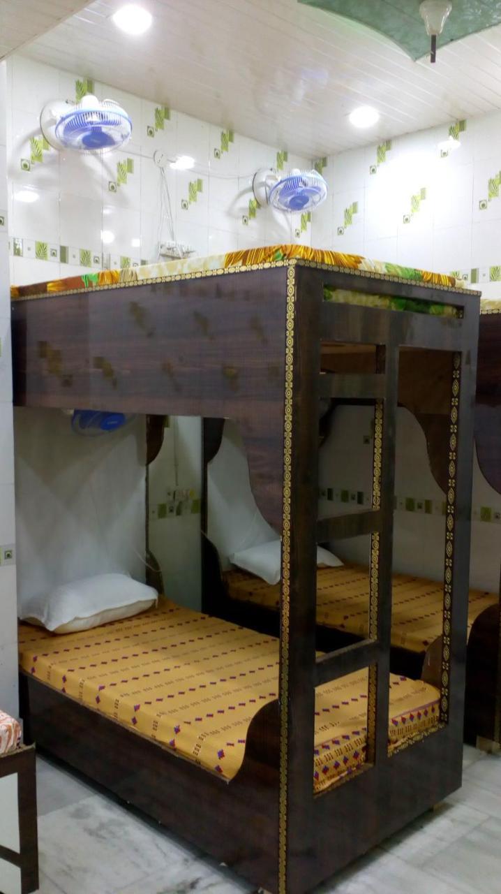 Blue Eye Backpackers Hostel Αμριτσάρ Εξωτερικό φωτογραφία